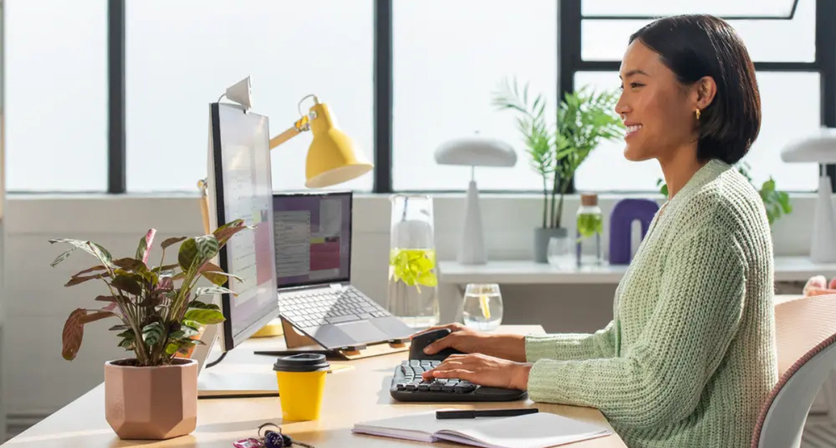 Empowering the Hybrid Workforce: Personal Workspace Solutions That Drive Impact
